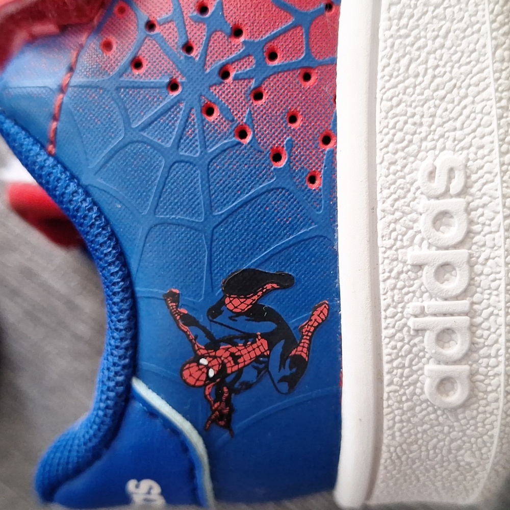 Toddler Adidas Spiderman Velcro Shoes, size 5c, Blue & Red - Picture 4 of 8